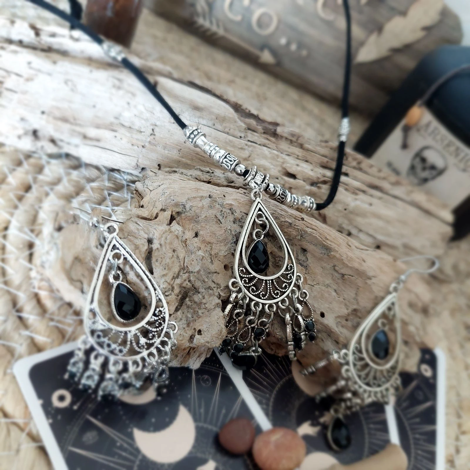 Conjunto boho barroco, cascade strass preto, colar longo multiperlas preto – photo 3